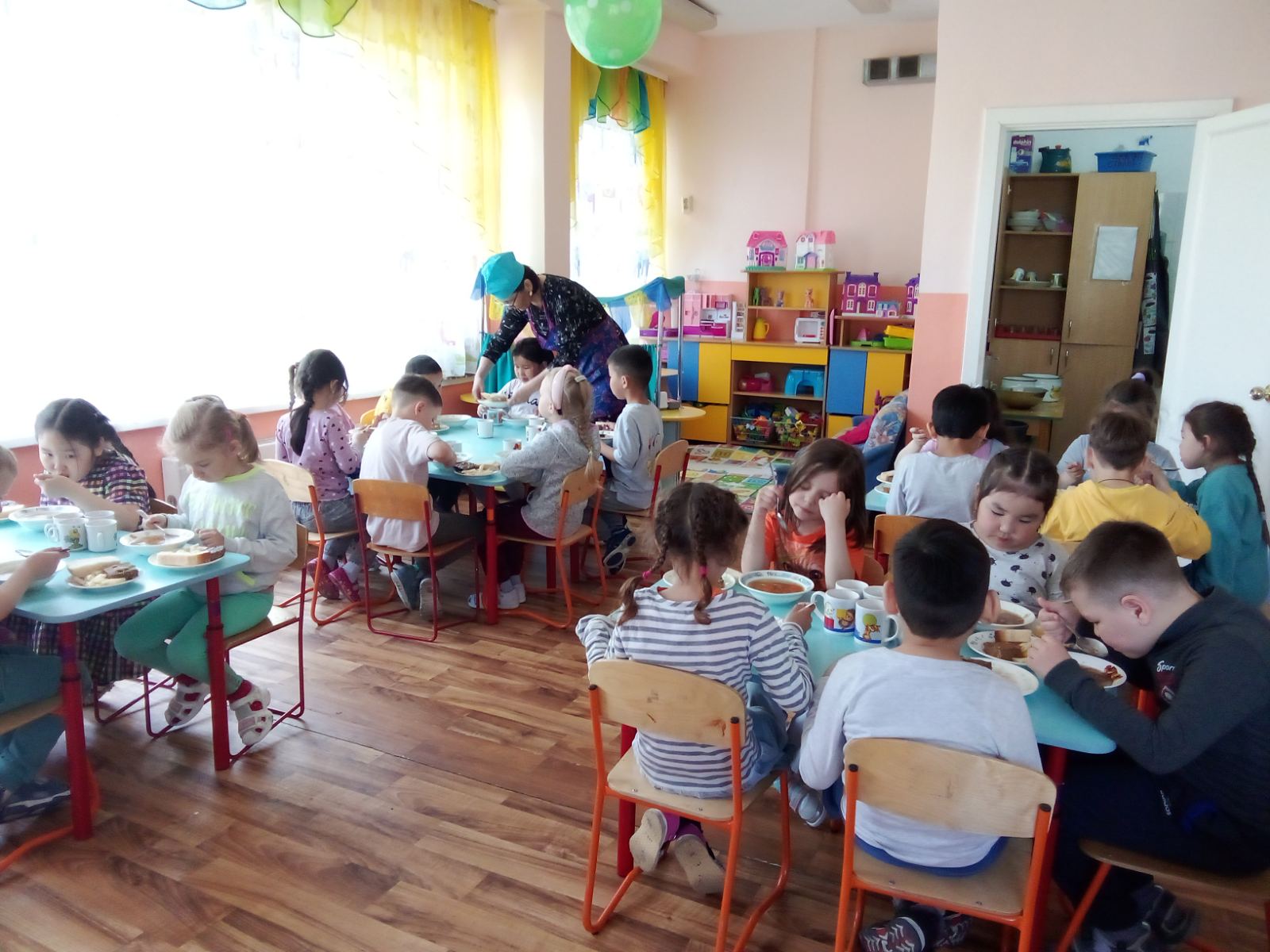 Посещение занятий и обсуждение.