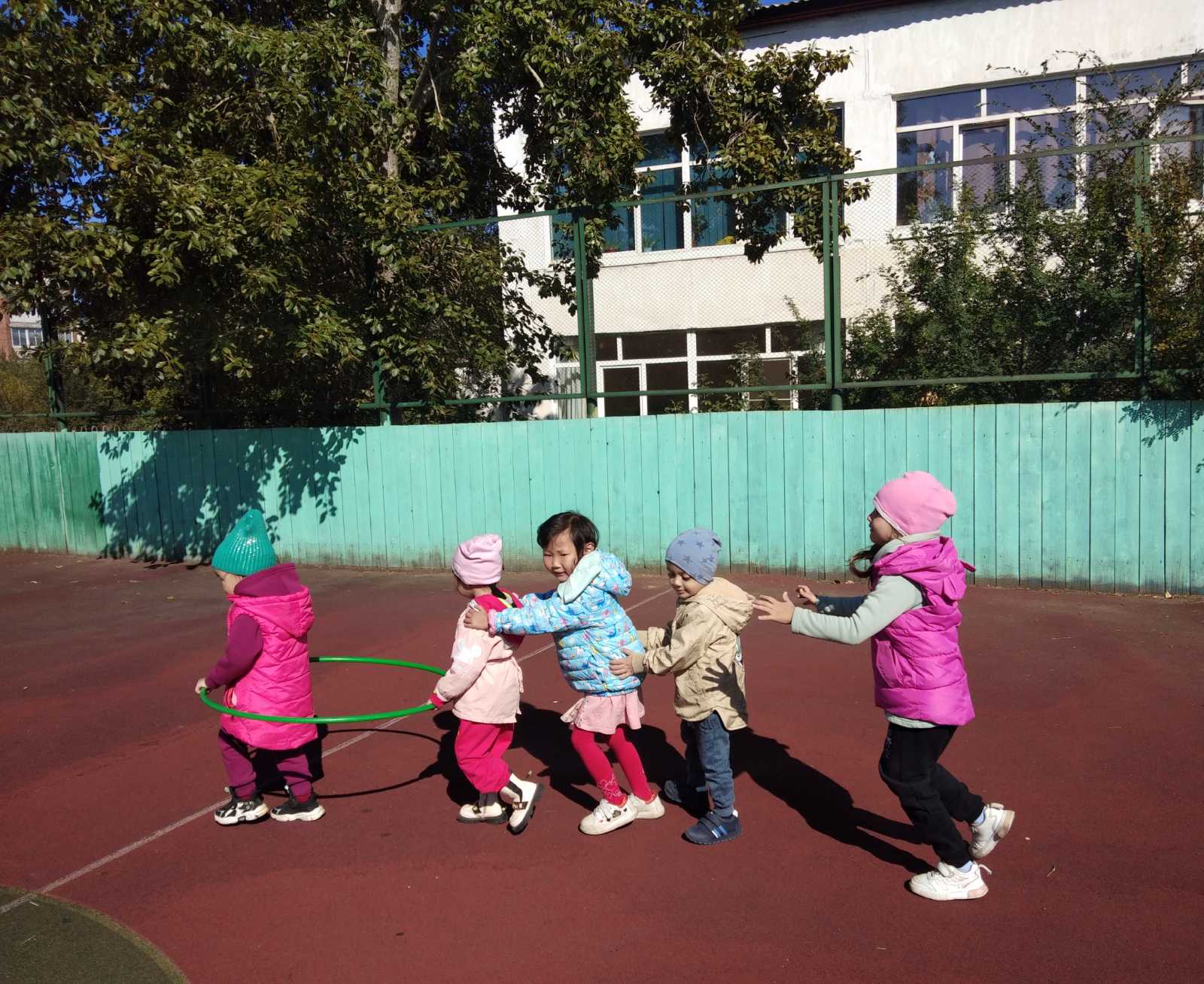 Физкультура на улице.