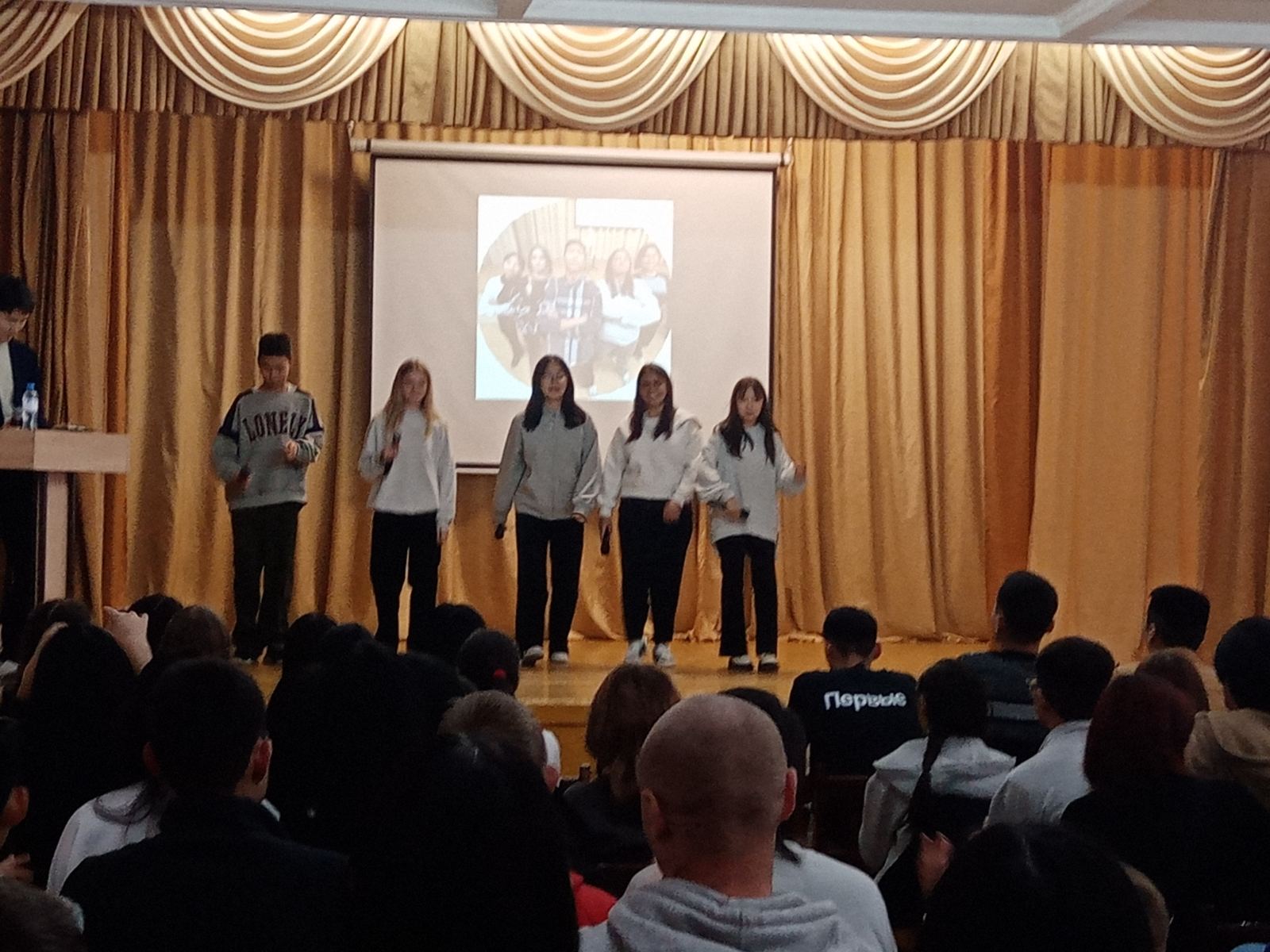 28.10 состоялась игра КВН городской этап.
